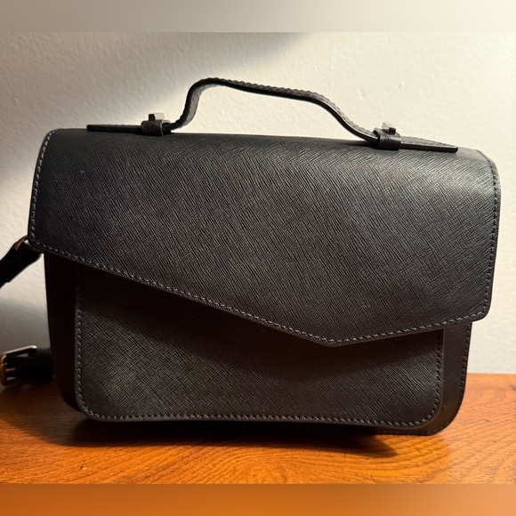 Botkier Cobble Hill Black Crossbody Bag EUC - Picture 4 of 15